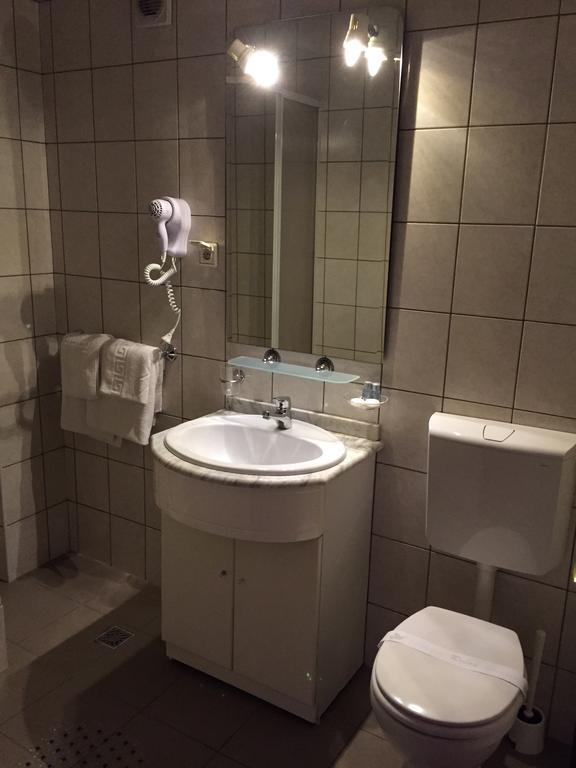 Hotel Mic Βουκουρέστι Εξωτερικό φωτογραφία