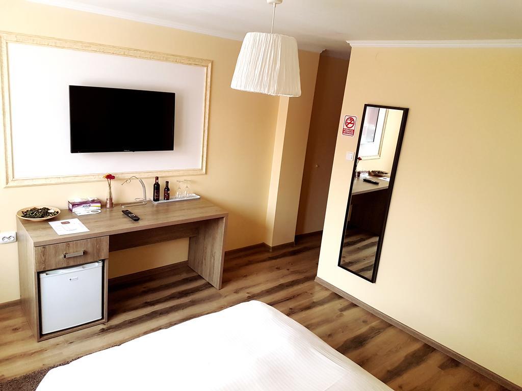 Hotel Mic Βουκουρέστι Εξωτερικό φωτογραφία